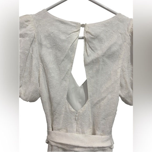 CLUB MONACO White Open Back V-neck Short Sleeve Jumpsuit Size 00 - Picture 12 of 16